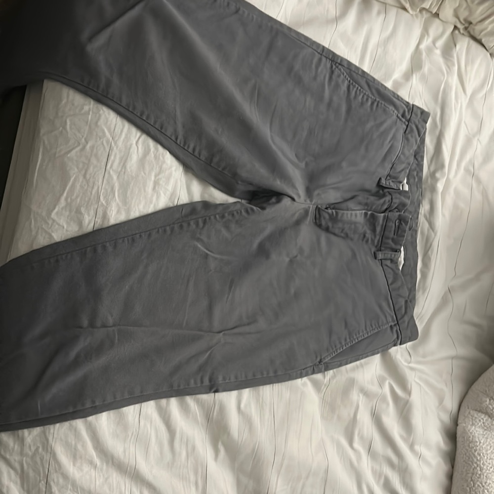 Mens old navy size 34x32 ultimate slim